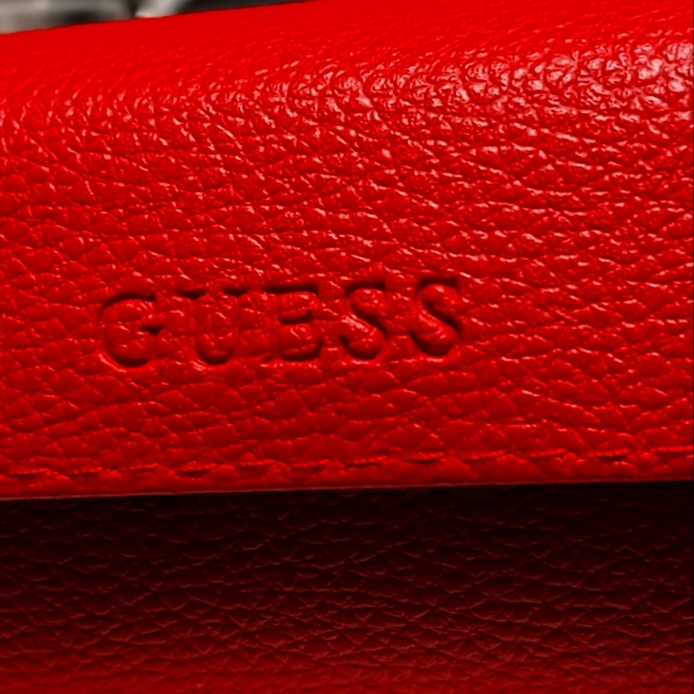 Guess eyeglasses case with lens cleaner cloth